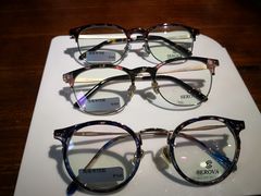 -Trend1881视光·蔡司视觉(领展广场店)