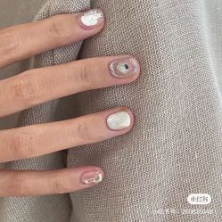 -Pink You美甲洗眉纹绣定制中心