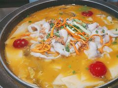 -山城外·非遗酸菜鱼(蜀都万达店)