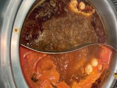 -季季红火锅(柳州城中万达二店)
