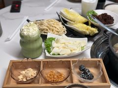 -汤宴·参须肚包鸡(南京路店)