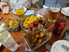 -BHC炸鸡(明洞总店)