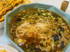 臊子米粉-浮何烤铺(桐梓林店)