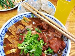 卤煮火烧-门框胡同百年卤煮(新街口店)