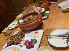 汽锅鸡-老滇山寨•云南特色菜•地方菜•民族风情歌舞表演(金碧店)