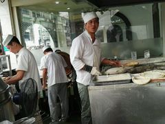 -东伊顺(高银街店)