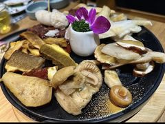 -一朵菌·野生菌探索家火锅(南亚店)