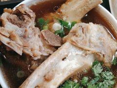 牛骨汤-白杨包子(通达街店)