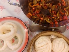 -堂瓦里·33年传统赣菜(第一街区店)