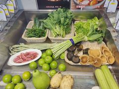 -鱼痴渔醉·食鲜集(月亮湾店)