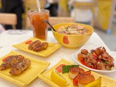-谭仔米线(皇庭广场店)