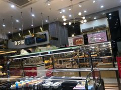 面包甜点陈列柜-法贝滋动物奶油蛋糕(广益哥伦布店)
