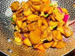 -雀舞云南菜(天津天河城购物中心店)