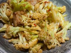 香锅花菜-蜜桃餐厅·伴山(绿宝广场店)