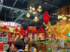 -老滇山寨•云南特色菜•地方菜•民族风情歌舞表演(金碧店)