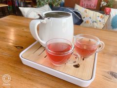 洛神甜莓茶-双焙咖啡馆