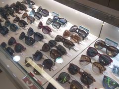 -茂昌眼镜(南京东路店)