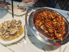-凤凰路何眼镜香辣蟹(花果园店)