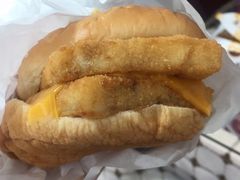 双层阿拉斯加鳕鱼堡-麦当劳(江湾镇店)