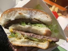 -麦当劳(CP静安店)