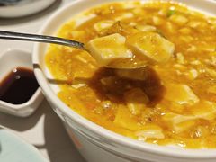 手拆蟹粉烩豆腐-卯时·龙光雅宴·精致锡帮菜(惠山古镇店)