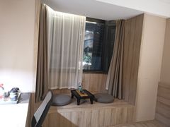 -杭州西湖湖滨银泰亚朵酒店