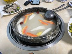 -墨脱石锅椰子鸡•香草鸭•东山羊(大东海店)