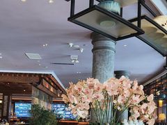 -八府香鸭·啫啫煲(华山路店)