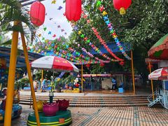 -顺德大良半月城游乐场