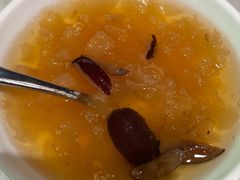 -蝴蝶里·粤菜·点心(滨江龙湖店)