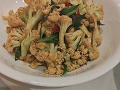 -巴特餐饮6加1音乐餐吧·新疆菜