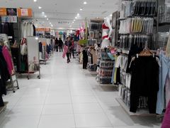 店内环境-优衣库(洛阳中州万达广场店)