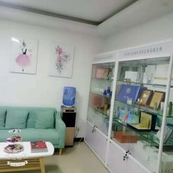 点击看大图 -荟草堂专业痘肌皮肤管理