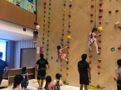 -ROCKPLUS攀岩馆(环宇城店)