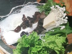 -呷哺呷哺 黄金牧场 (新中关购物中心店)
