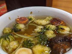 -炉小二铜锅牛蛙•川湘菜(三里屯店)
