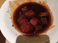 阿婆红烧肉-荣小馆(椒江青悦城店)