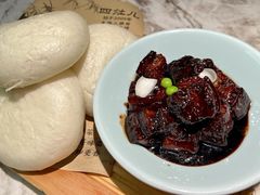 酒酿馒头红烧肉-四灶儿·2005地道杭帮菜(杭州鼓楼1店)