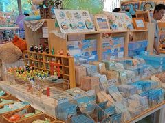 -猫的天空之城概念书店(北戴河蔚蓝海岸店)