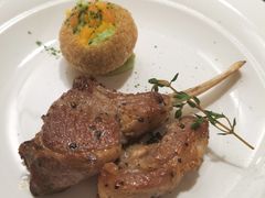 煎羊排配抹茶土豆泥-茶宴·美食地标餐厅(沙坡尾店)