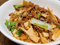 生爆牛肉面-寻裕记·现炒浇头面(人民广场店)