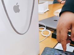 -Apple零售店(济南恒隆广场店)