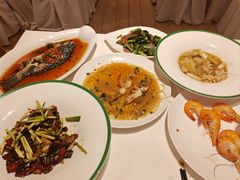 -沁香庭中餐厅·川粤菜(重庆高新假日酒店)