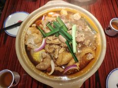 老广味牛杂煲-沙胆彪炭炉牛杂煲(上海日月光广场店)