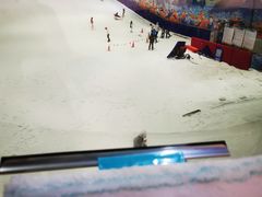 -乔波室内滑雪场