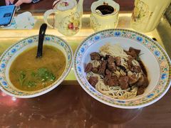 -金杨拉面王小吃面馆·牛三宝面·红烧牛肉粉
