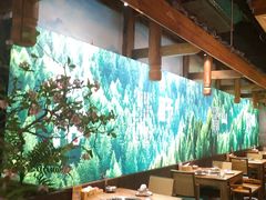 -野山舂·贵州现舂酸汤火锅(鸿通城店)