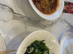 -鑫巴蜀小镇 · 水煮鱼专研店(玉桥店)