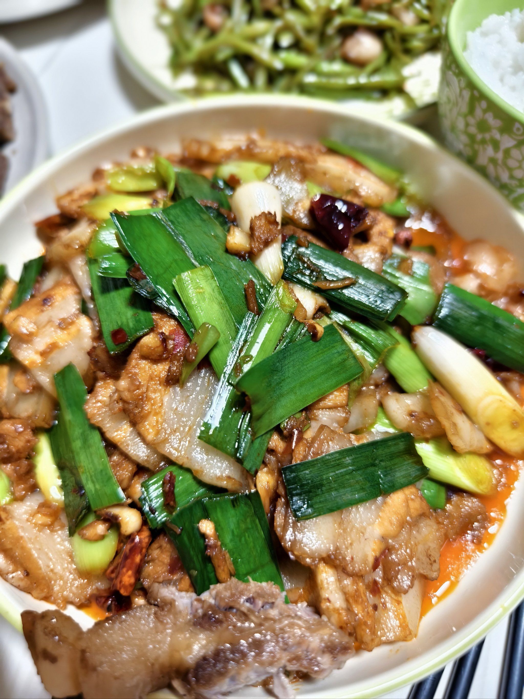 嘟嘟家餐桌