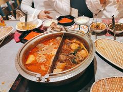 -一绪に寿喜烧(虹悦城店)